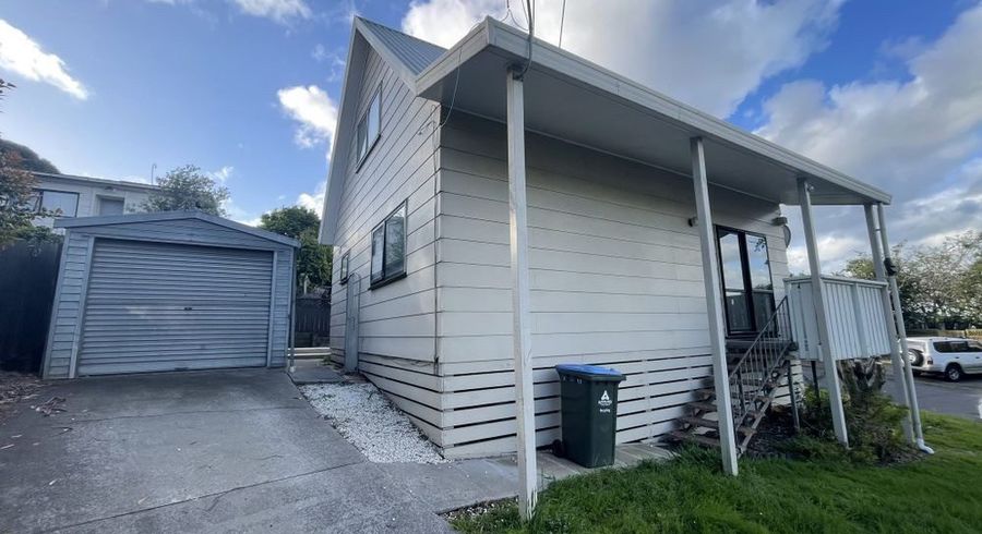  at 1/17 Wilkie Place, Mount Wellington, Auckland City, Auckland