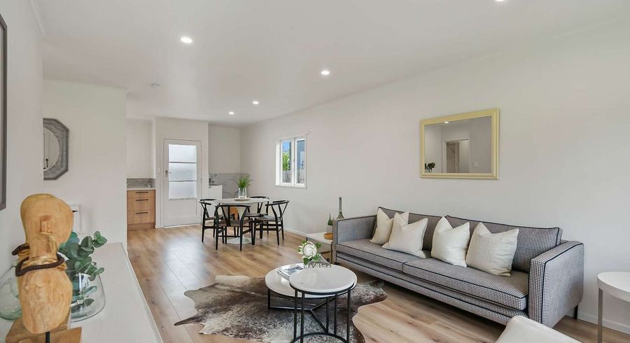  at 17 Lancaster Road, Beach Haven, North Shore City, Auckland