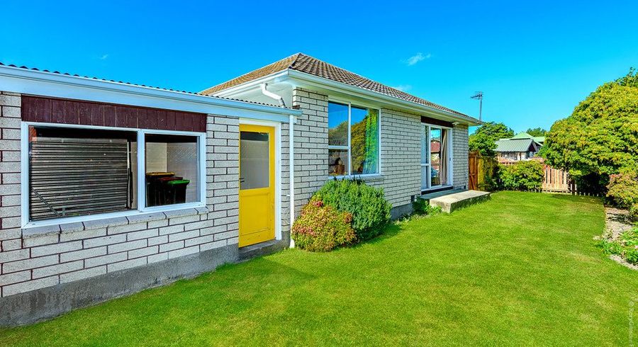  at 24a Broadfell Avenue, Avonhead, Christchurch City, Canterbury