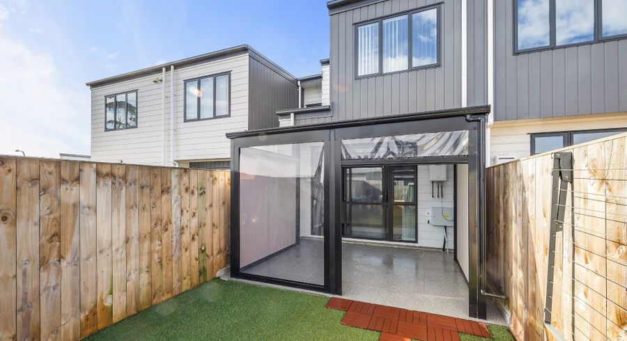  at 7 Stroom Street, Flat Bush, Manukau City, Auckland