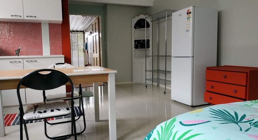  at 28 Rotoiti Avenue, Pakuranga Heights, Manukau City, Auckland