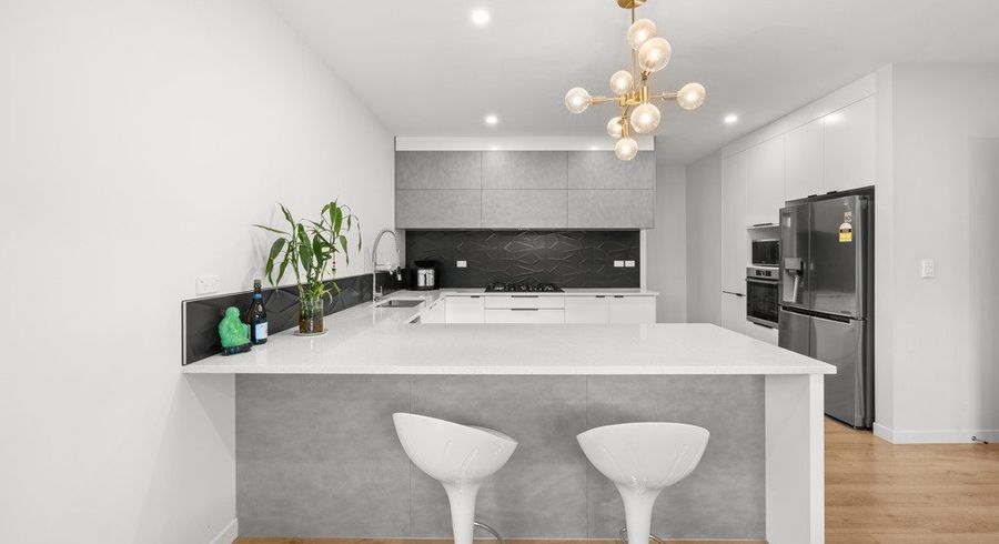  at 32 Whakatupu Road, Flat Bush, Manukau City, Auckland