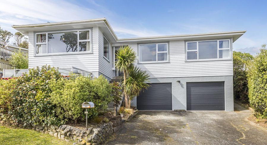  at 23 Link Road, Newlands, Wellington
