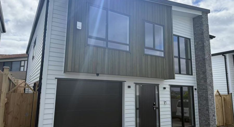  at 35 Toroa Street, Torbay, North Shore City, Auckland