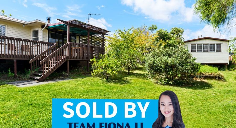  at 9 Kaikoura Street, Henderson, Auckland