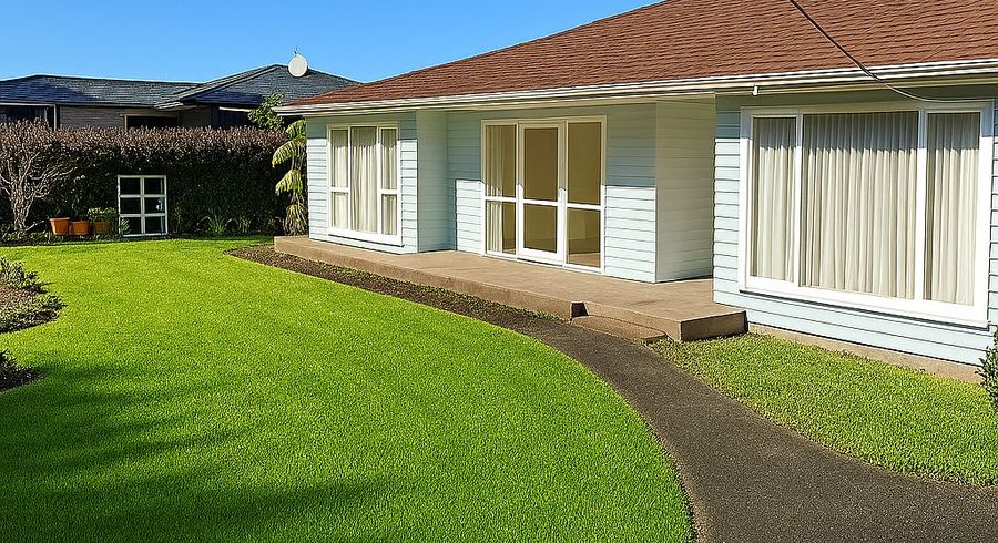  at 21 Monarch Avenue, Glenfield, North Shore City, Auckland