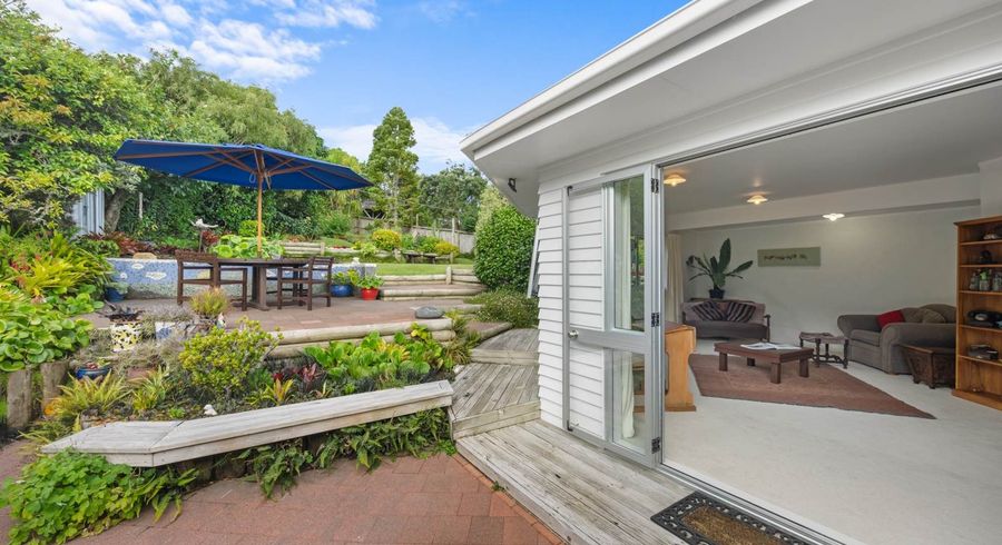  at 25 Seaton Road, Murrays Bay, North Shore City, Auckland