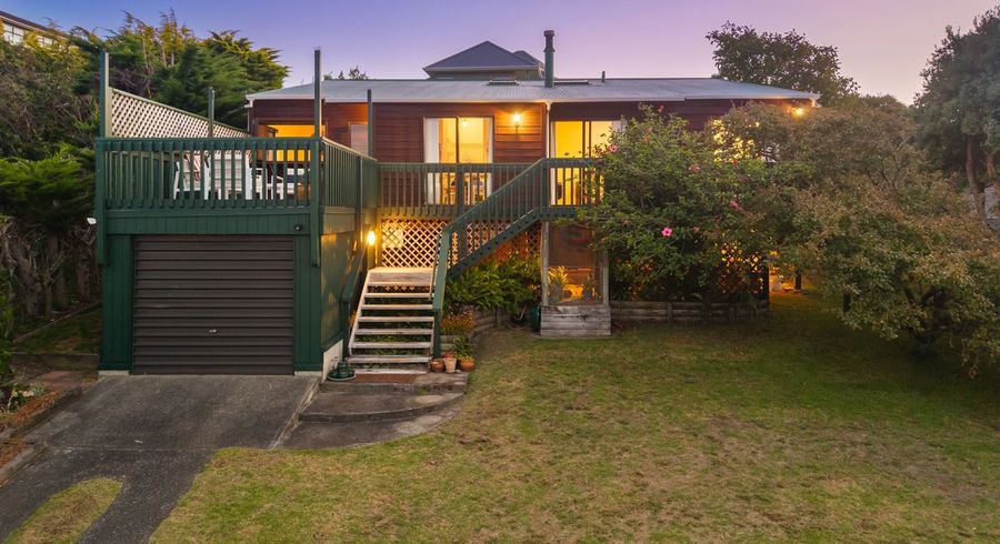  at 12 Kaitawa Street, Waikanae Beach, Kapiti Coast, Wellington