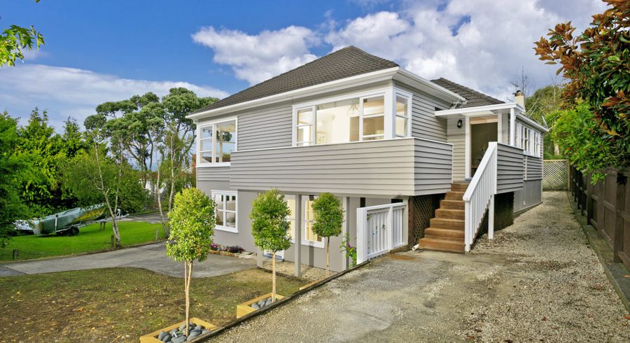  at 1/221 Lake Road, Belmont, Auckland