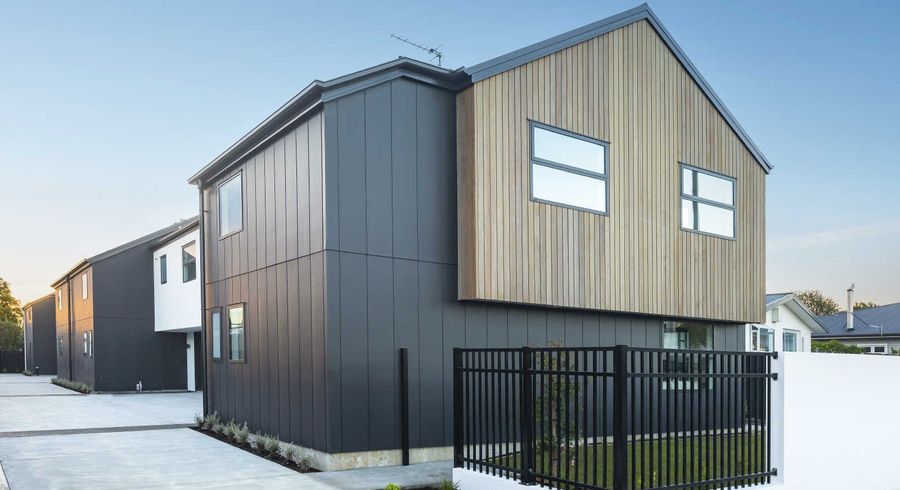  at 1/117 Hills Road, Edgeware, Christchurch