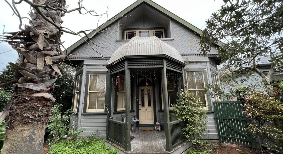  at 36 Ranfurly Street, Hokowhitu, Palmerston North, Manawatu / Whanganui