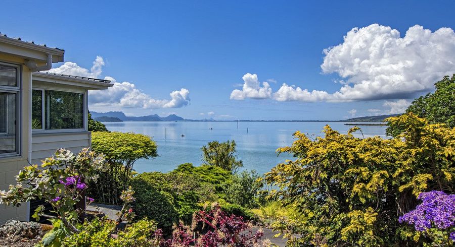  at 182 Beach Road, Onerahi, Whangārei