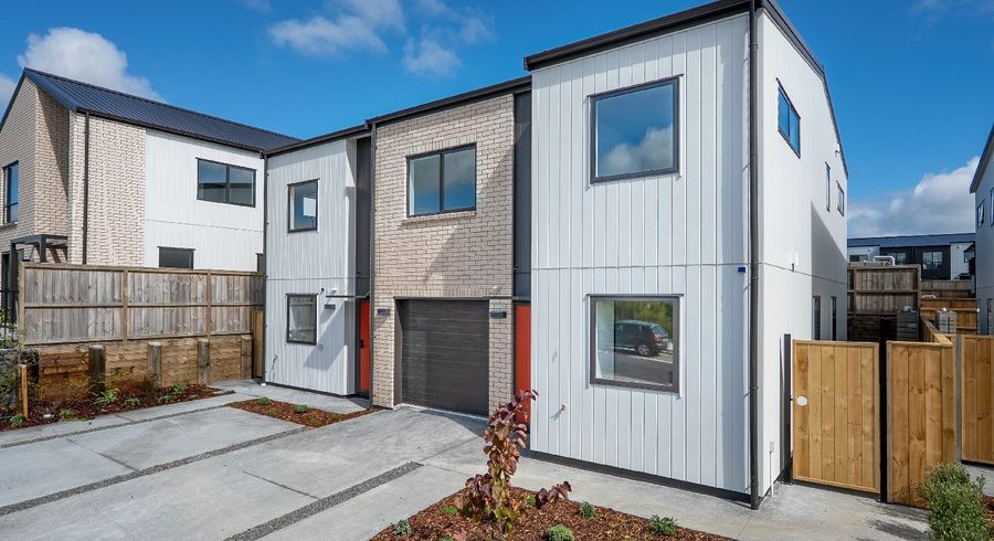  at 40 Koura Road, Flat Bush, Manukau City, Auckland