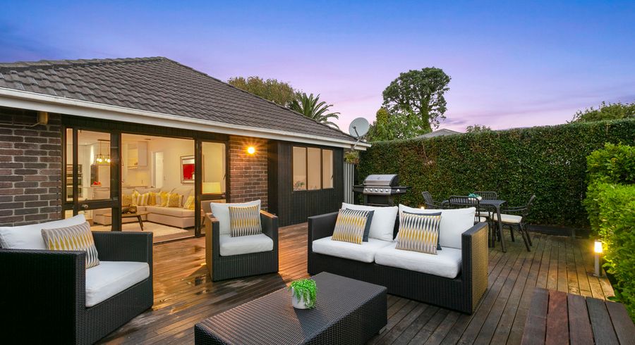  at 3/4 Fraser Road, Narrow Neck, Auckland