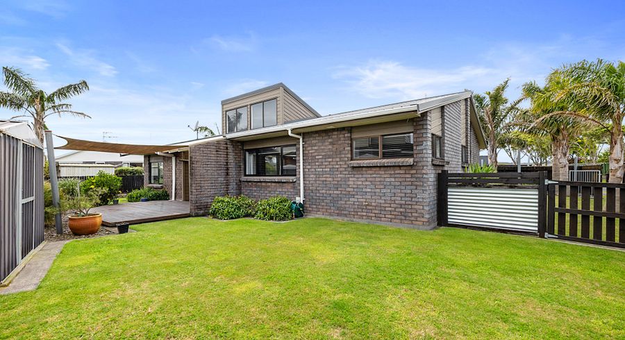  at 39 Tiverton Crescent, Whalers Gate, New Plymouth, Taranaki