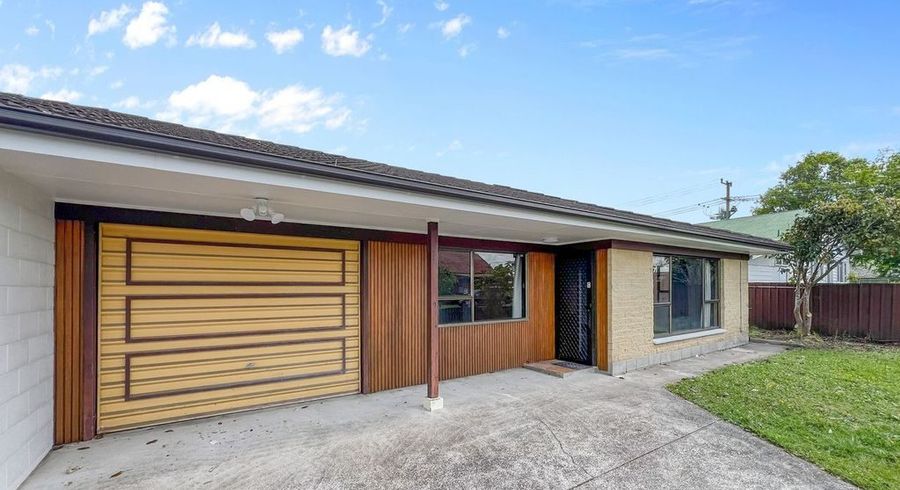  at 44 Wattle Street, New Lynn, Waitakere City, Auckland