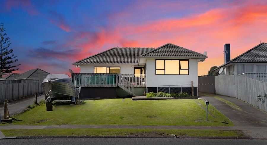  at 18 Ashgrove Road, Mangere, Auckland