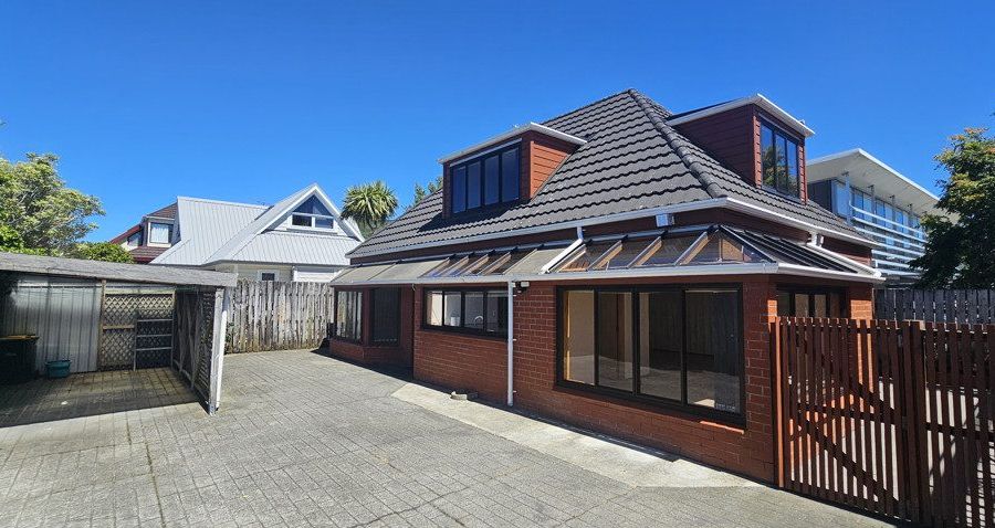  at 8a Campbell Street, Karori, Wellington, Wellington