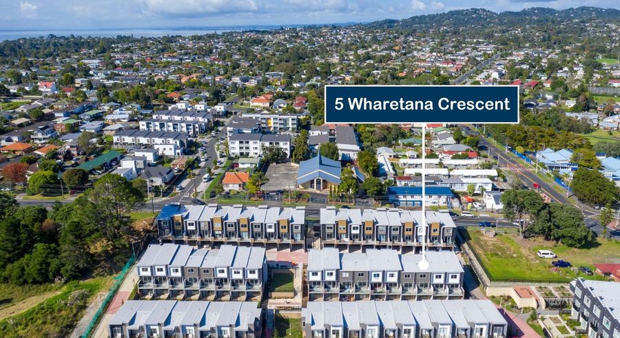  at 5 Wharetana Crescent, New Lynn, Waitakere City, Auckland