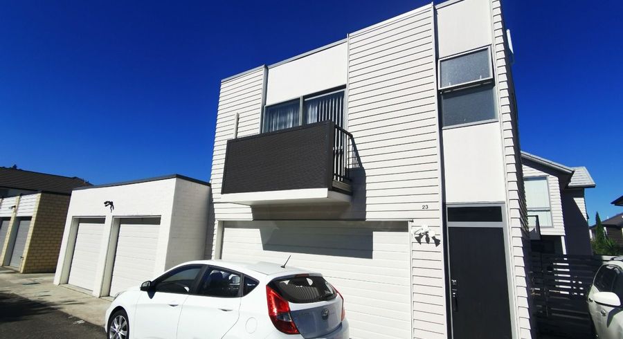  at Loft/23 Phar Lap Crescent, Takanini, Papakura, Auckland
