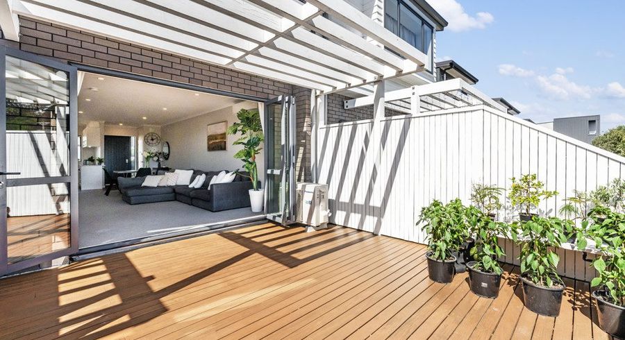  at 19 Komanawa Lane, Mount Wellington, Auckland City, Auckland