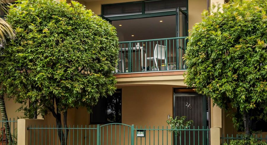  at 2/5 Augustus Terrace, Parnell, Auckland