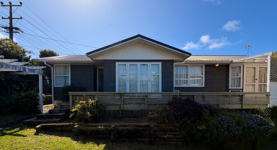  at 145 Chivalry Road, Glenfield, North Shore City, Auckland