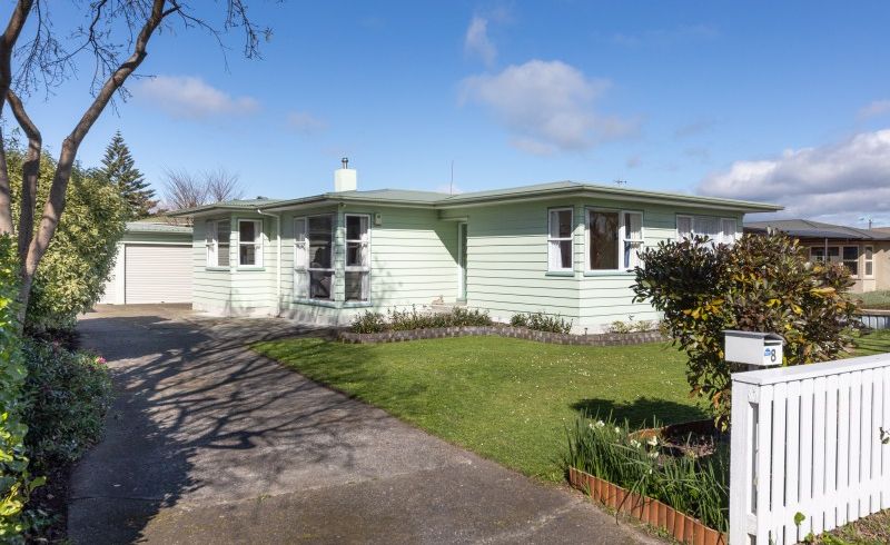  at 8 Park Road, West End, Palmerston North