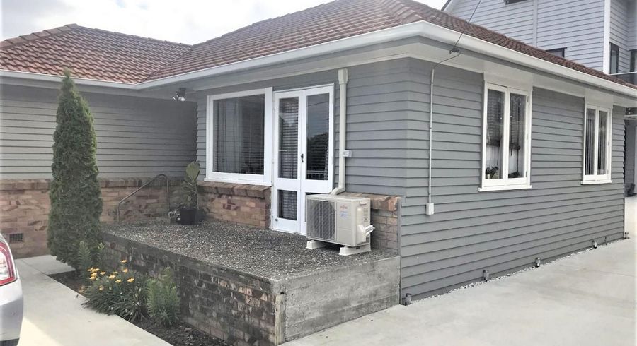  at 40 Morningside Drive, Mount Albert, Auckland