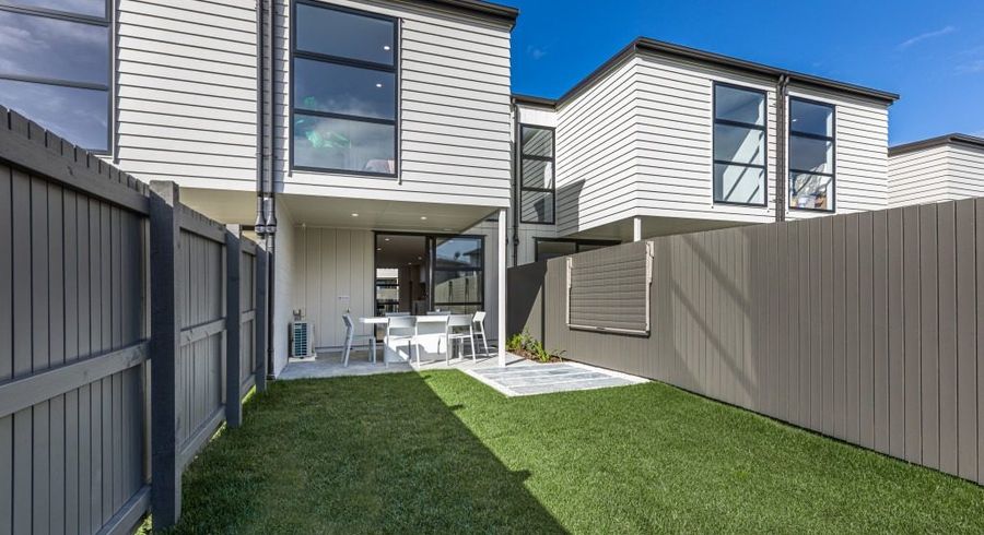  at 10/12 Balfron Avenue, Mount Roskill, Auckland City, Auckland