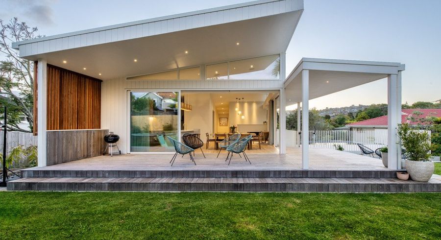  at 5 Seaton Road, Murrays Bay, North Shore City, Auckland