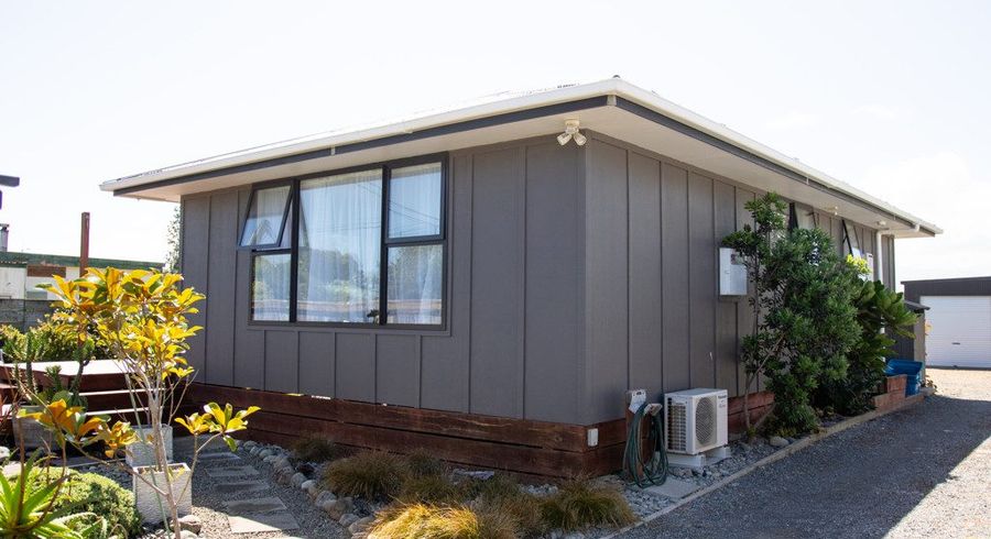  at 16 Gawler Street, Te Horo Beach