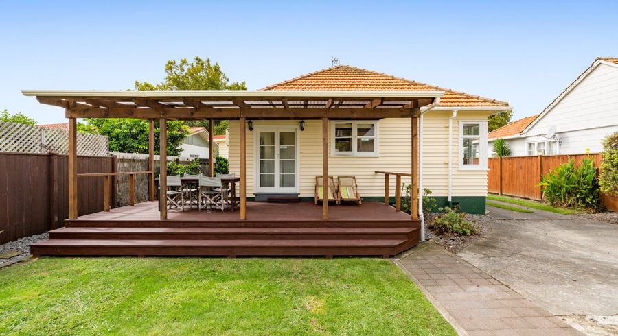  at 54 Douglas McLean Avenue, Marewa, Napier