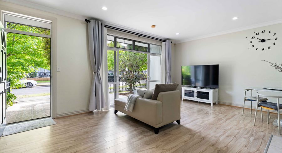  at 10/126 Stancombe Road, Flat Bush, Manukau City, Auckland