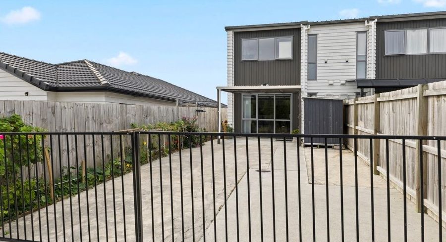  at 83 Thomas Road, Flat Bush, Manukau City, Auckland