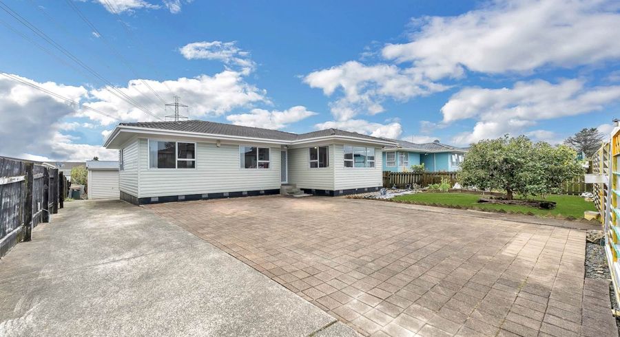  at 39 Zelda Avenue, Clover Park, Auckland