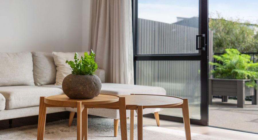 at 37 Cessna Crescent, Mangere, Manukau City, Auckland