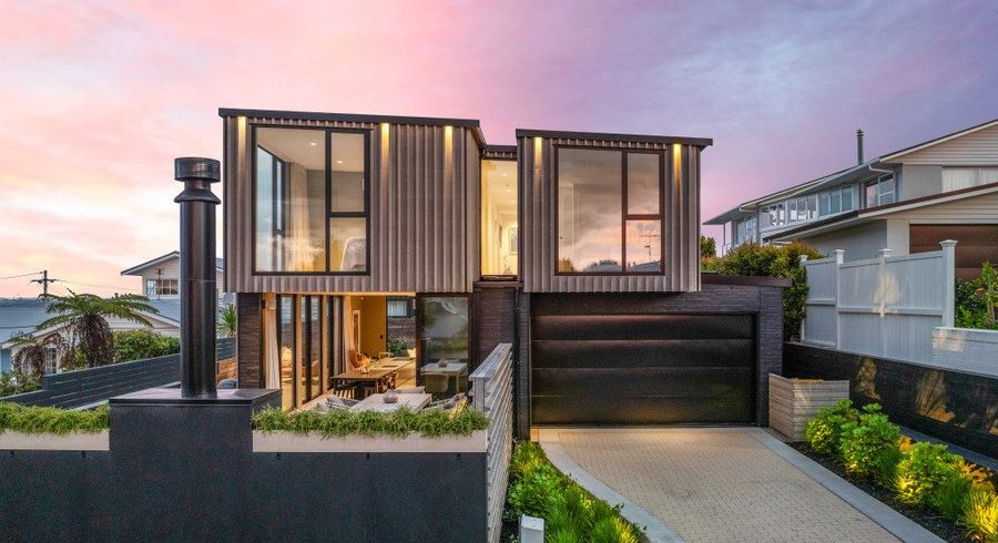  at 61B Castor Bay Road, Castor Bay, North Shore City, Auckland