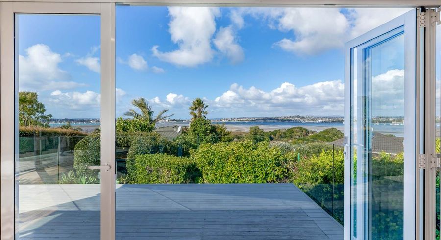  at 1A California Place, Wai o Taiki Bay, Auckland