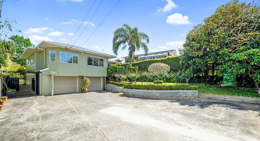  at 72 Marine Parade, Mellons Bay, Auckland