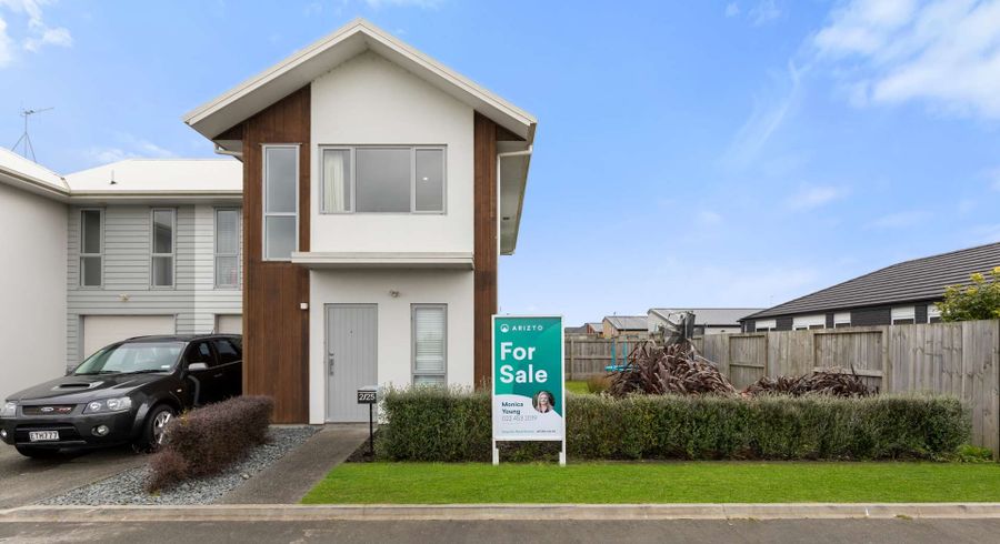  at 2/25 Hapori Avenue, Baverstock, Hamilton