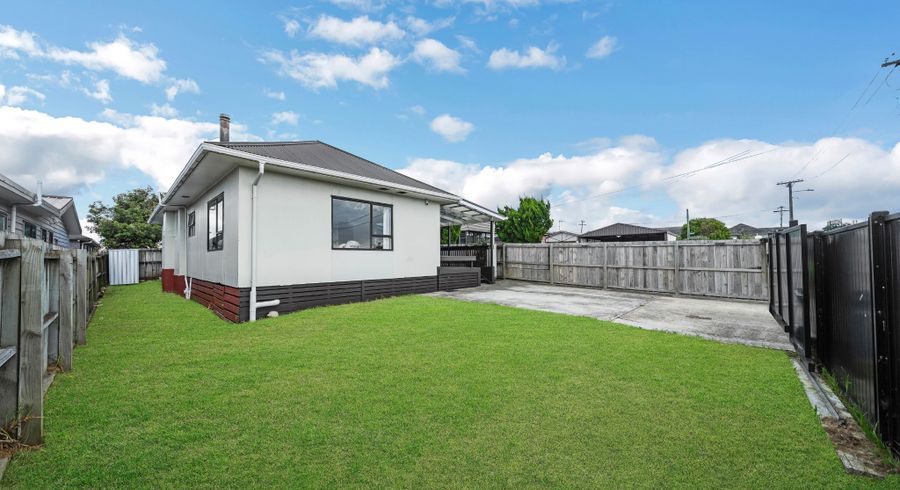  at 5 Atkinson Avenue, Papatoetoe, Manukau City, Auckland