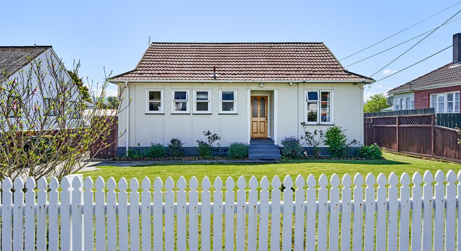  at 125 Waddington Drive, Naenae, Lower Hutt