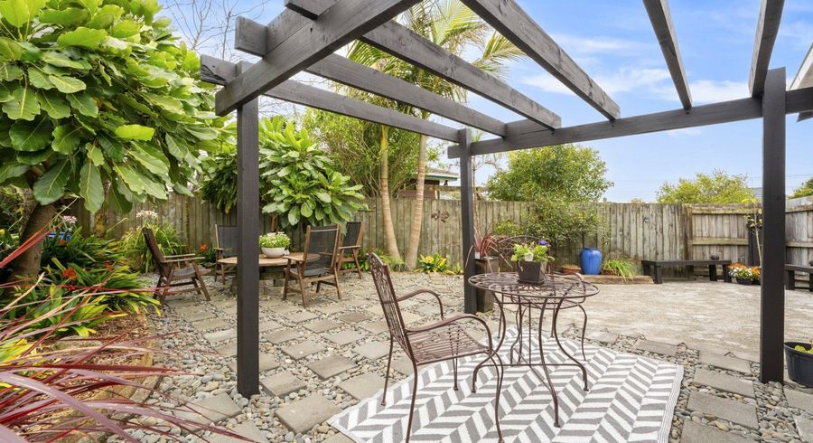  at 2 Langton Road, Stanmore Bay, Rodney, Auckland