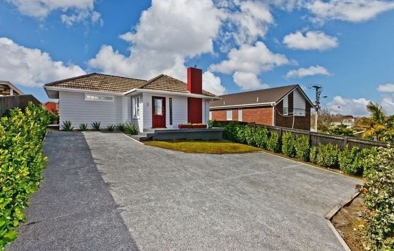  at 120 Lake road, Belmont, North Shore City, Auckland