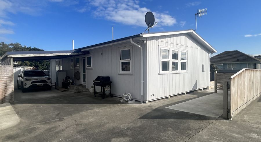  at 120 Limbrick Street, Terrace End, Palmerston North, Manawatu / Whanganui