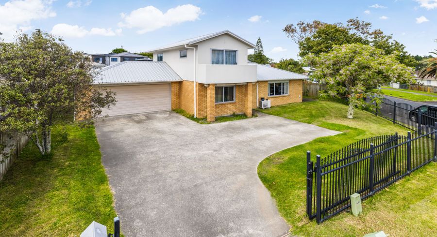  at 35 Peverill Crescent, Papatoetoe, Auckland
