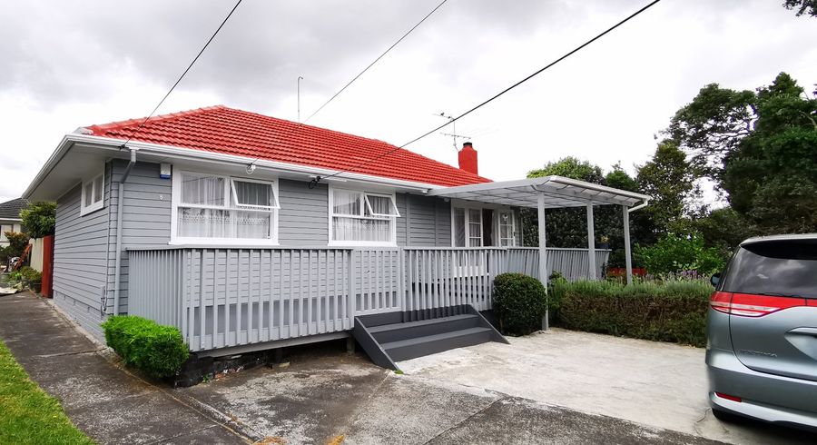  at 1/88 Tirimoana Road, Te Atatu South, Waitakere City, Auckland