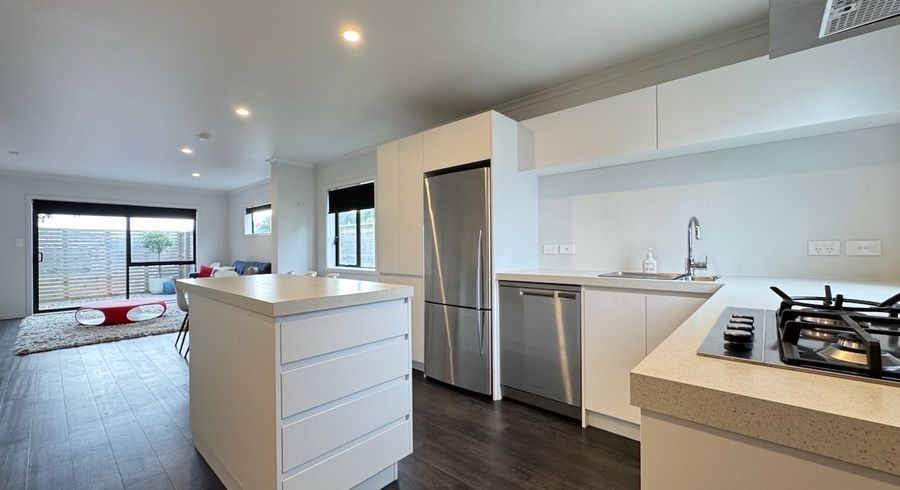  at 23/9 Surrey Street , Tawa, Wellington, Wellington
