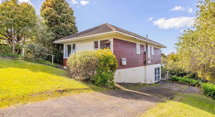  at 12 Barker Rise, Northcross, North Shore City, Auckland